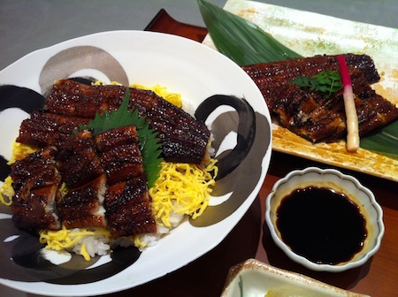 鰻丼のダブル、食べ過ぎて声が出ず！！