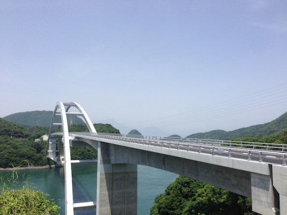 ファイル名: bridge.jpg
ファイルサイズ: 57.6KB
→クリックで元のサイズを表示 bridge