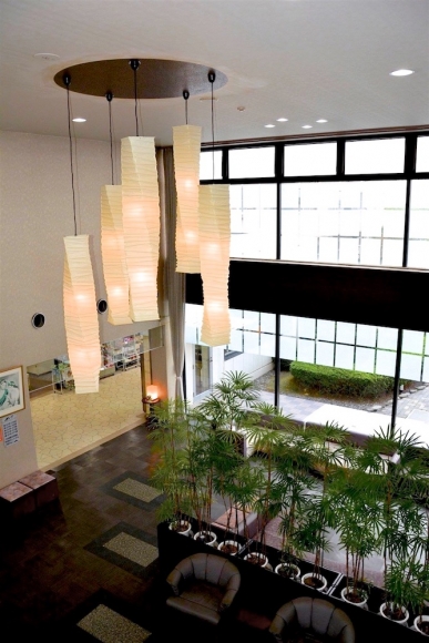 ファイル名: lobby.jpg
ファイルサイズ: 244.1KB
→クリックで元のサイズを表示 lobby