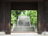 京都・知恩院の三門