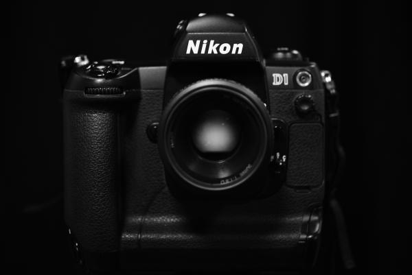 ファイル名: camera1999.jpg
ファイルサイズ: 494.2KB
→クリックで元のサイズを表示 camera1999