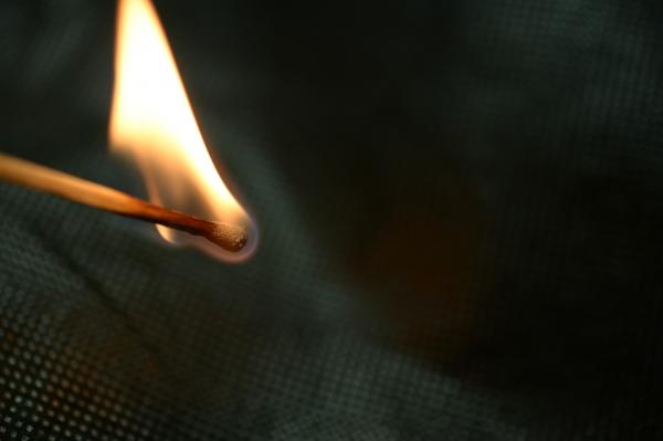 ファイル名: fire.jpg
ファイルサイズ: 1.22MB
→クリックで元のサイズを表示 fire