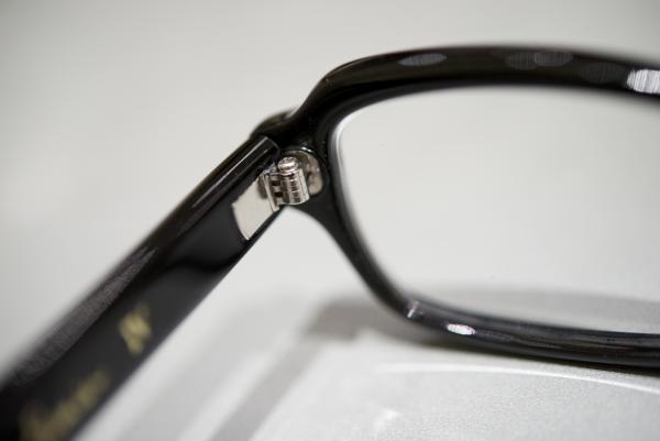 ファイル名: glasses3.jpg
ファイルサイズ: 195.1KB
→クリックで元のサイズを表示 glasses3