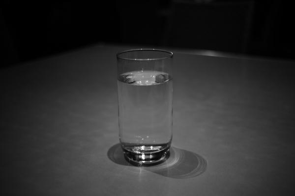 ファイル名: water.jpg
ファイルサイズ: 670KB
→クリックで元のサイズを表示 water