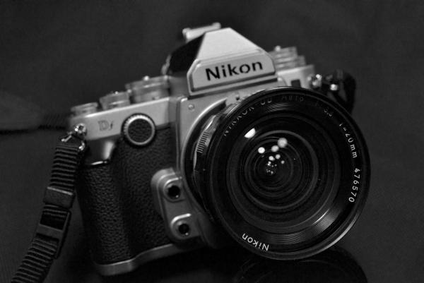 ファイル名: camera-df.jpg
ファイルサイズ: 1.01MB
→クリックで元のサイズを表示 camera-df