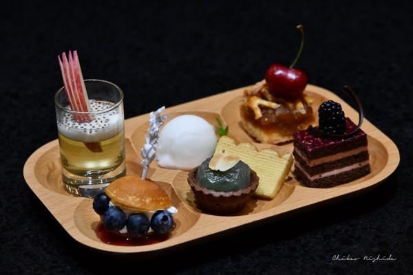 ファイル名: cakes.jpg
ファイルサイズ: 98.1KB
→クリックで元のサイズを表示 cakes