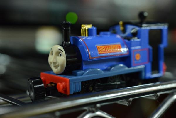 ファイル名: CNJ_7142.jpg
ファイルサイズ: 176.2KB
→クリックで元のサイズを表示 TRAIN