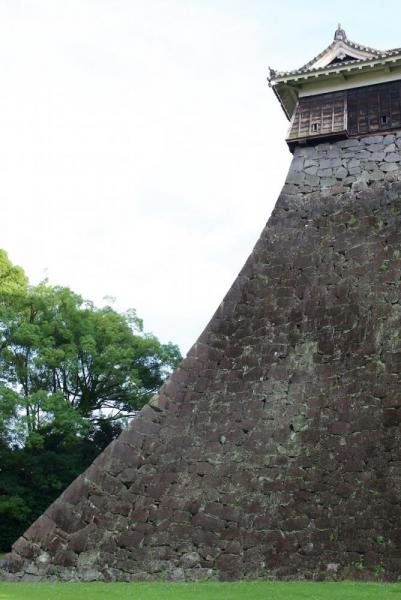ファイル名: castle4.jpg
ファイルサイズ: 100.1KB
→クリックで元のサイズを表示 castle4