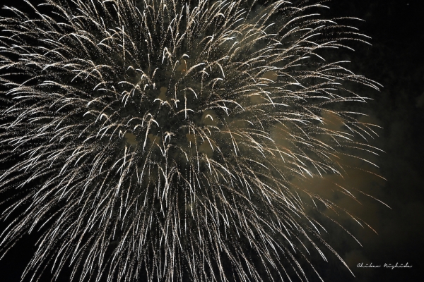ファイル名: hanabi202208-010.jpeg
ファイルサイズ: 1.26MB
→クリックで元のサイズを表示 hanabi202208-010